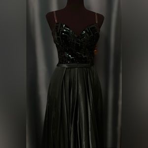 Selling this beautiful long strapless dress! Never worn & brand new!